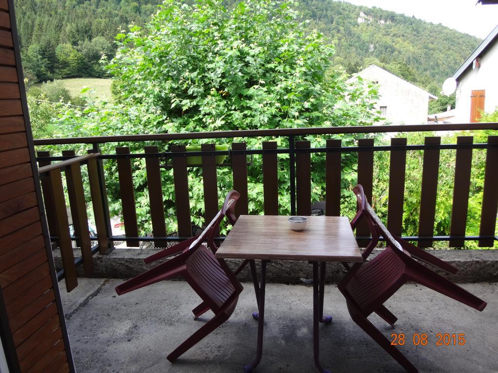 Hotel Bon Accueil Oyonnax Szoba fotó