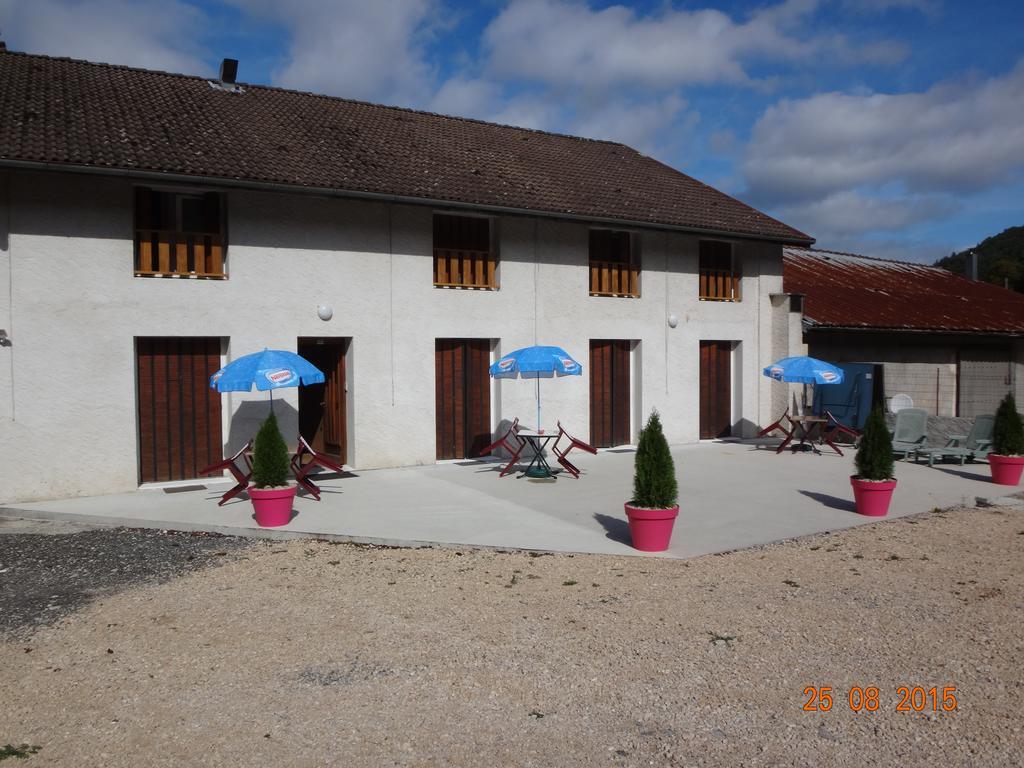 Hotel Bon Accueil Oyonnax Kültér fotó