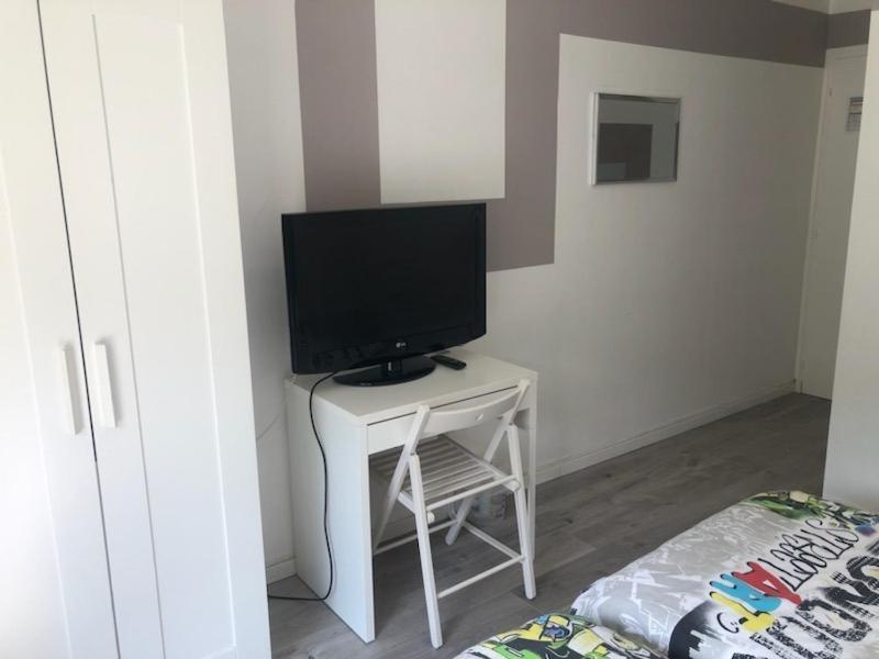 Hotel Bon Accueil Oyonnax Kültér fotó